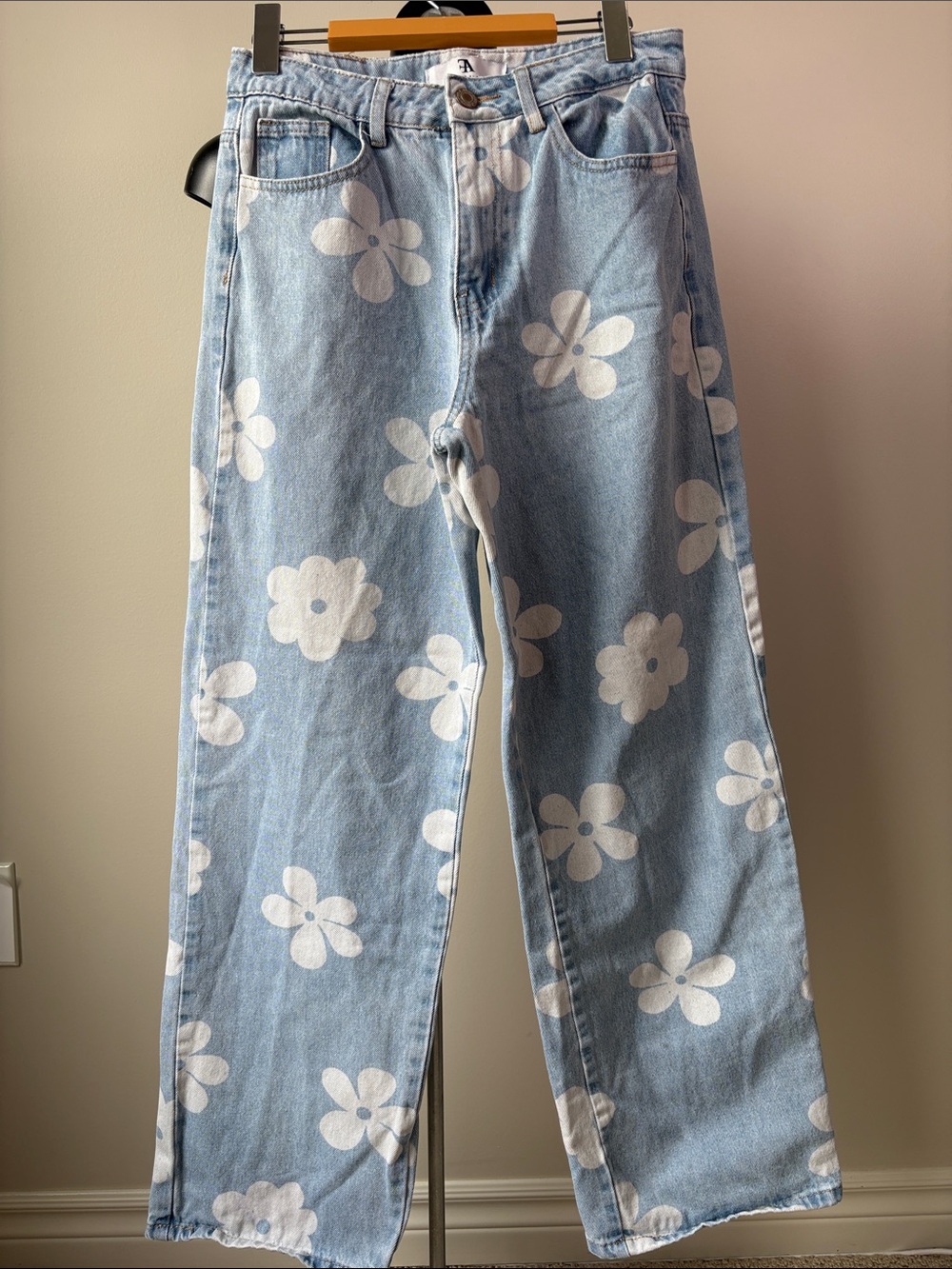Flying Angel Light Blue Denim Jeans with White daisies